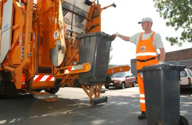 Die Leerung der Mülltonnen in Bocholt verschiebt sich.