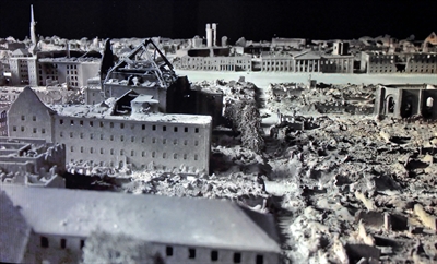 Am Dienstag, 25. Juli, ab 17 Uhr findet ein Rundgang durch die Dauerausstellung des Stadtmuseums und zu den documenta-Kunstwerken statt. 