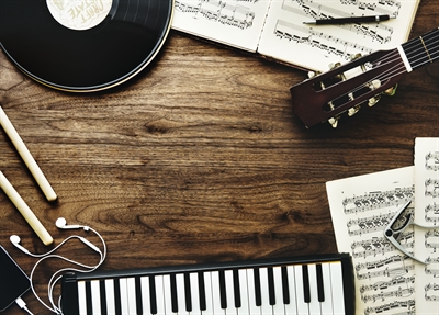 VHS Musikschule Instrumente