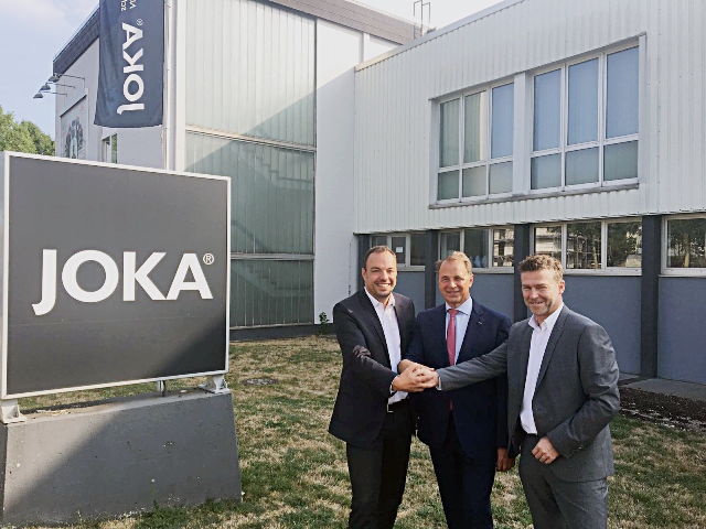 Unterzeichnung eines Grundstückskaufvertrags