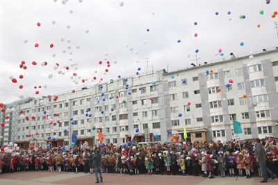 Delegation Nowy Urengoi 03