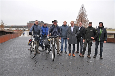 kubaai: Podiumsbrücke freigegeben