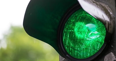 Grüne Ampel (Foto: Adobe Stock / traffic lights)