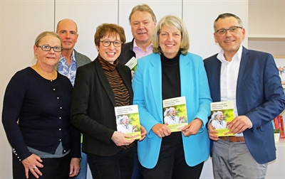 Wegweiser zum Thema „Achtsam mit Alkohol, Medikamenten, Tabak und Glückspiel“:  