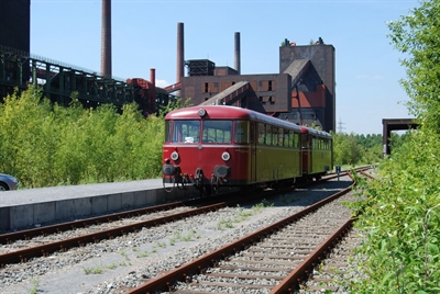 Sonderfahrten mit dem historischen Schienenbus ab Borken