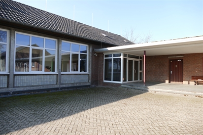 Ehemalige Pröbstingschule in Hoxfeld asl Übergangslösung für die wassergeschädigte AWO-Kita in Gemen