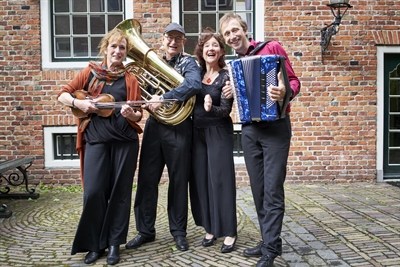 Bild Nummer #Medien_ID#, „Klezmer & Co - Die Klezmerband aus Groningen“ wird beim Sommerfest auftreten