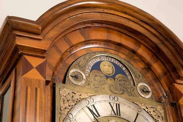 Oberes Teil einer Standuhr 