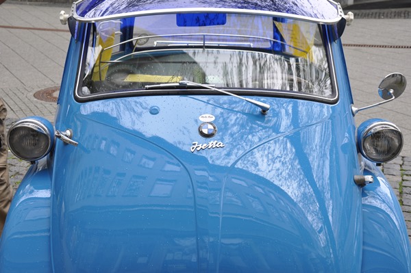 Vorderfront der BMW Isetta