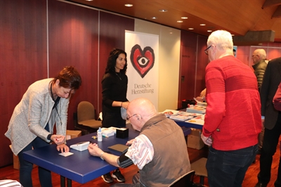 Blutdruckmessungen_Arzt-Patienten-Seminar