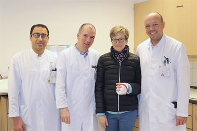 Gruppenfoto_mit_Patientin