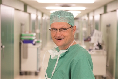 Prof. Dr. Christopher Kelm