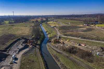 Bauarbeiten am Emscherland an der Stadtgrenze zwischen Castrop-Rauxel und Recklinghausen (03/2021)