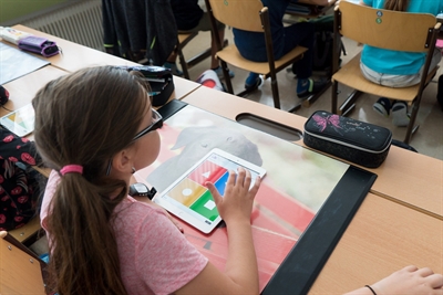 Stadt Borken erhält ausstehende Tablet-Computer für Schülerinnen und Schüler