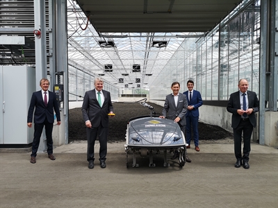 Inbetriebnahme der Solarthermischen Klärschlammtrocknungsanlage - Gruppenfoto 