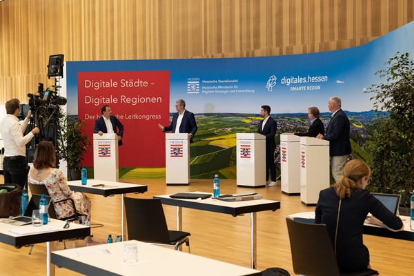 „Digitale Städte, digitale Regionen“