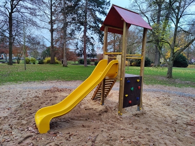 Provisorische Spielgeräte Schlossgarten - Bild 2