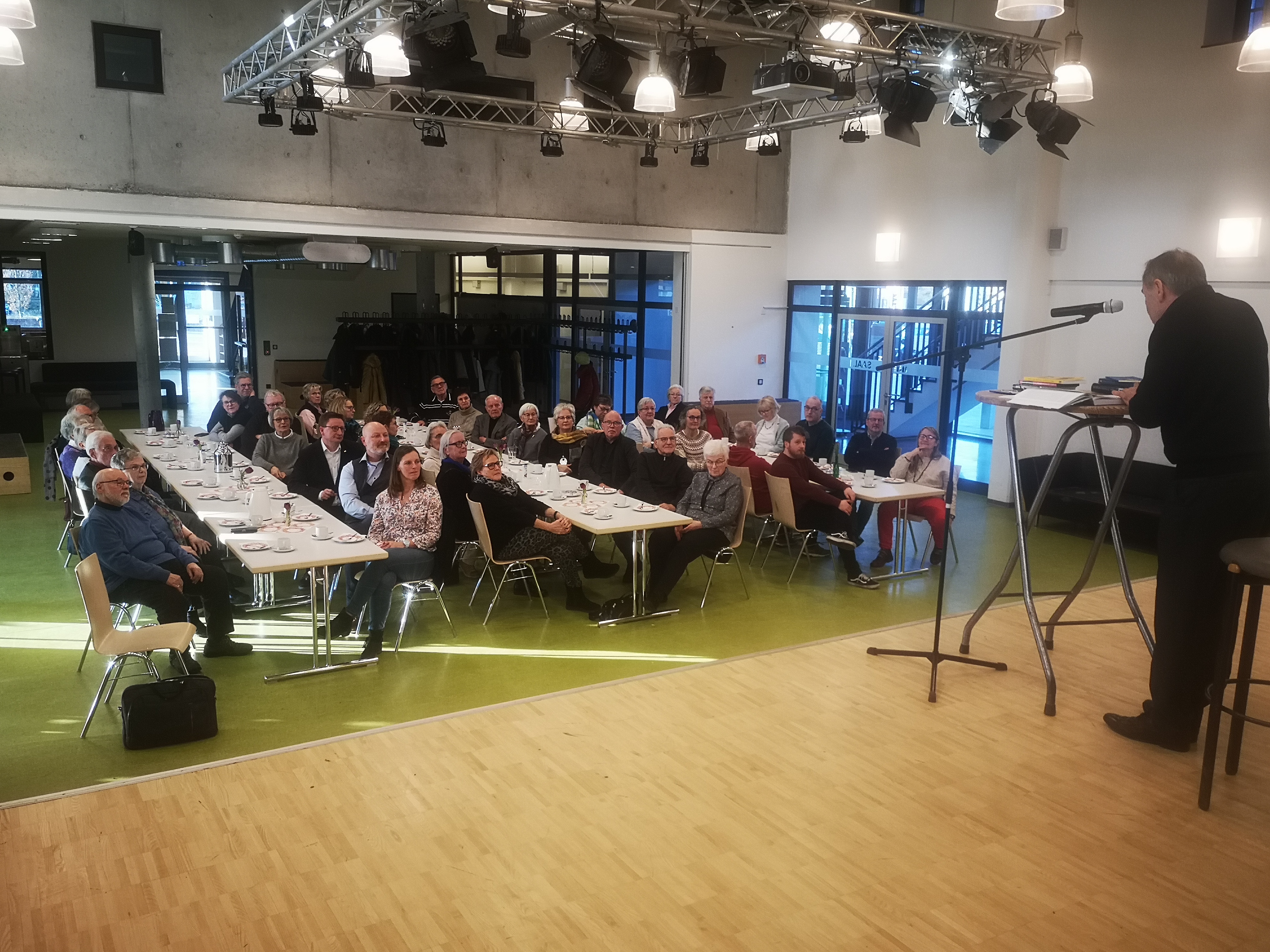 Pressemitteilung des Partnerschaftsvereins Borken: - Partnerschaftsverein traf sich im Jugendhaus zum Wintertreff