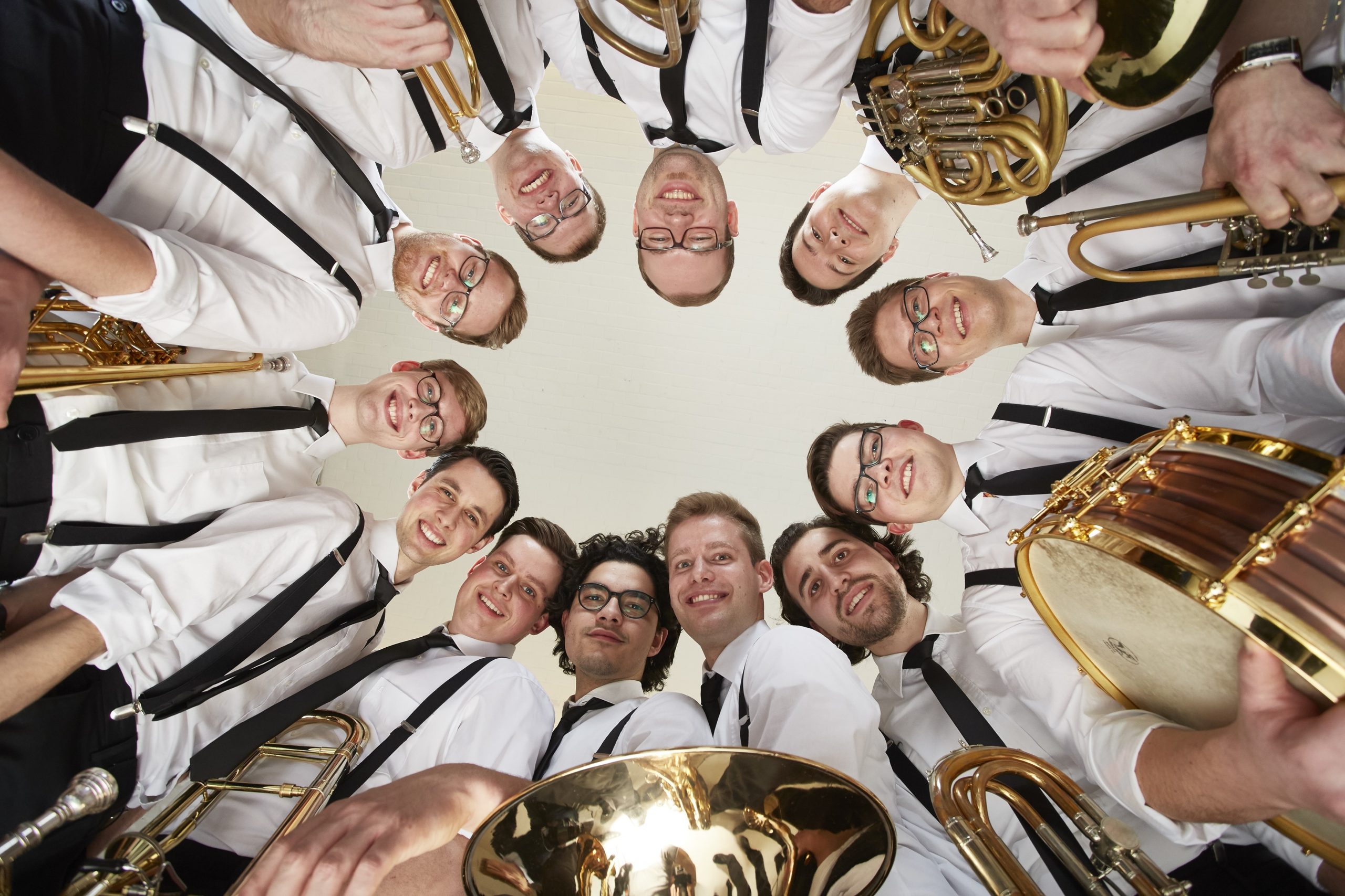 Jung, talentiert und experimentierfreudig – das sind die elf Musiker von "Salaputia Brass" - Donnerstag, den 20. April 2023 um 20 Uhr im Stadttheater Cuxhaven