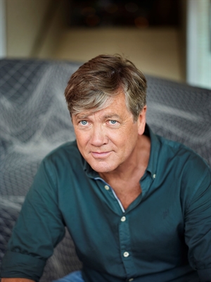 Tickets für die Lesung des Altenaer Bestseller Autors Peter Prange gibt es beim Kulturring Altena. Foto: Künstlerfoto.