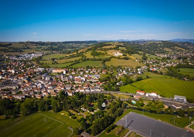 Luftaufnahme Arpajon sur Cere