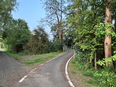 Radwege Oderstraße, Moselstraße und Donaustraße - Foto 3