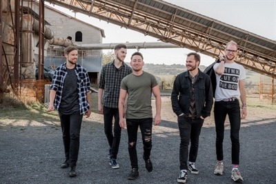 THE TRAVELLING STONE