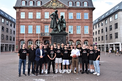 Glückwunsch für DBB-Pokalsieger