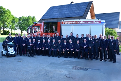 Gruppenfoto von der Feierstunde