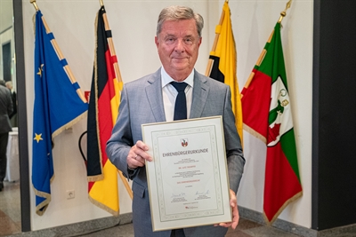 Früherer Oberbürgermeister Dr. Lutz Trümper ist zum Ehrenbürger der Landeshauptstadt Magdeburg ernannt worden
