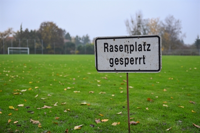 Rasenplätze gesperrt