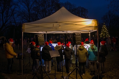 Adventssingen im Schlosspark