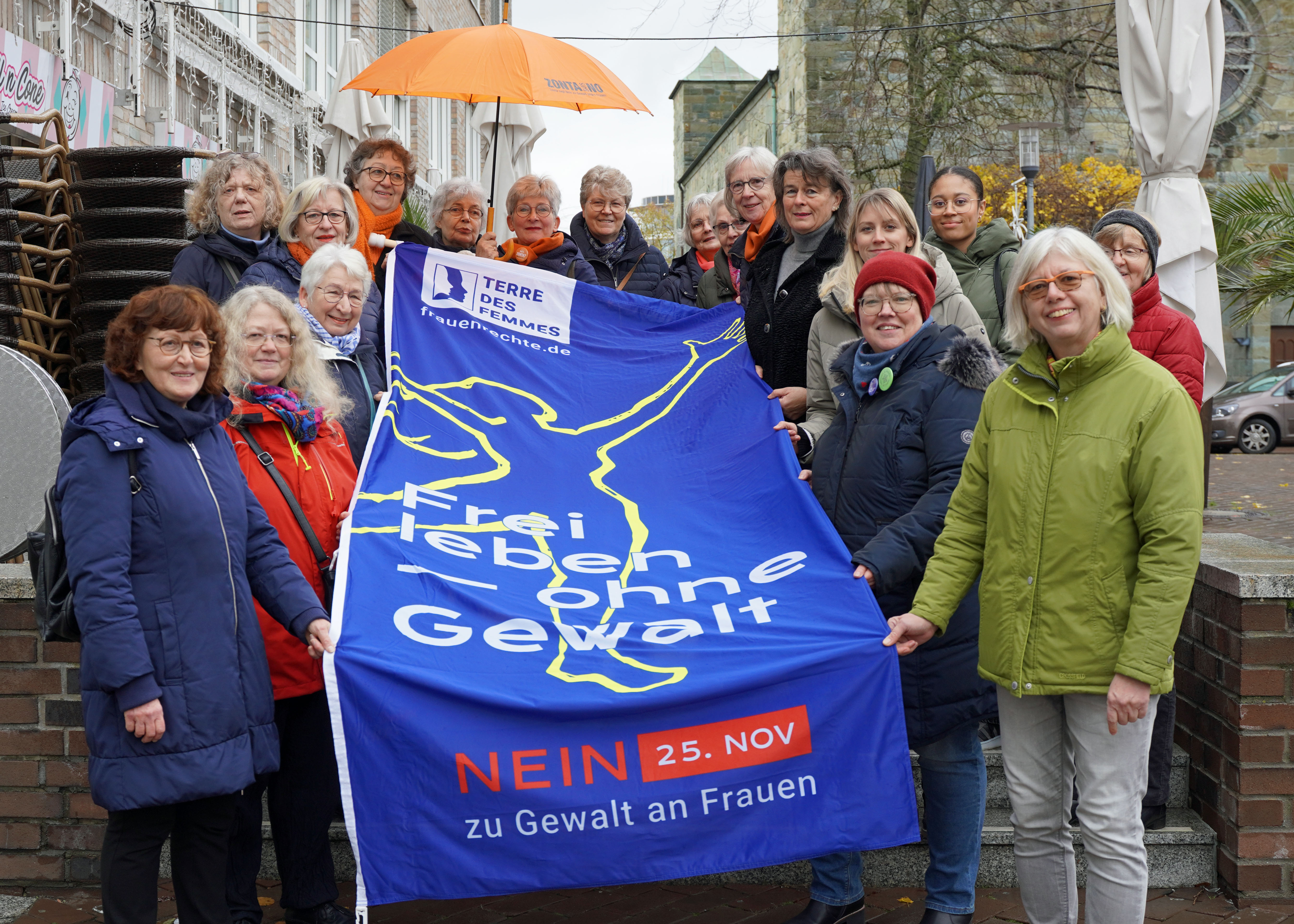 Unna zeigt Flagge gegen Gewalt an Frauen