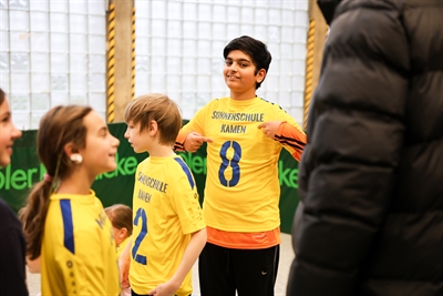 Trikots für Sonnenschule 2