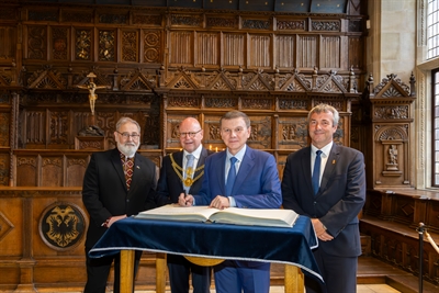 Partnerschaftskonferenz - Friedenssaal