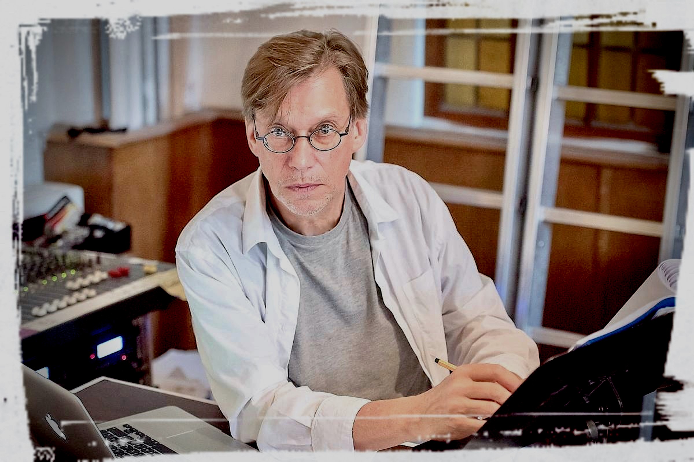 Punschkonzert – Piano, Plausch und Plätzchen - Adventsnachmittag in der Bibliothek