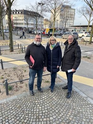 Eröffnung Bahnhofsvorplatz - Redner