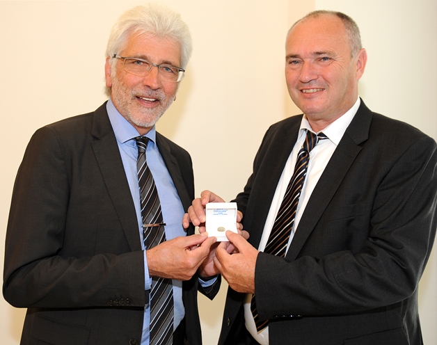 Verleihung Goldene Ehrennadel