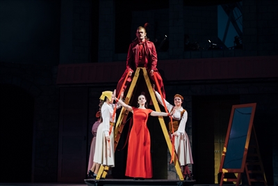 © Brüder Grimm Festspiele / Hendrik Nix - „Die Gänsemagd“ wurde in zehn Kategorien nominiert. Darunter auch zwei Nominierungen für Sandra Leitner und Florian Sigmund in der Kategorie "Beste Hauptrolle".